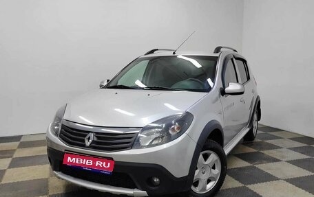 Renault Sandero I, 2013 год, 865 000 рублей, 1 фотография