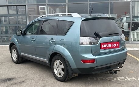 Mitsubishi Outlander III рестайлинг 3, 2007 год, 1 400 000 рублей, 16 фотография