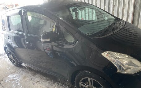 Toyota Ractis I, 2006 год, 750 000 рублей, 4 фотография