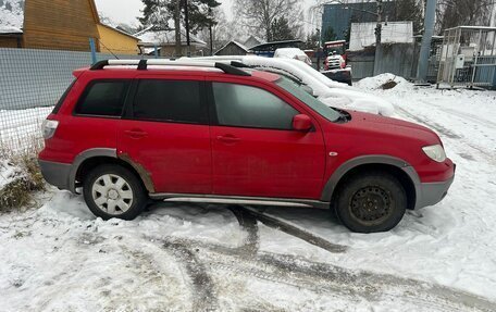 Mitsubishi Outlander III рестайлинг 3, 2004 год, 650 000 рублей, 2 фотография