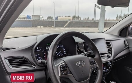 Hyundai Solaris II рестайлинг, 2021 год, 1 770 000 рублей, 9 фотография