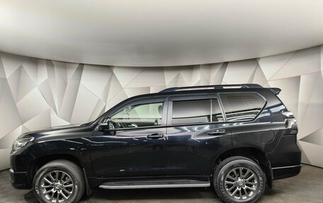 Toyota Land Cruiser Prado 150 рестайлинг 2, 2018 год, 5 440 000 рублей, 5 фотография