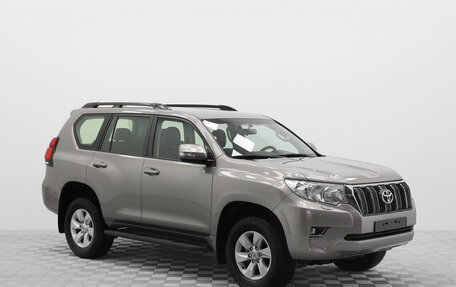 Toyota Land Cruiser Prado 150 рестайлинг 2, 2022 год, 8 250 000 рублей, 3 фотография