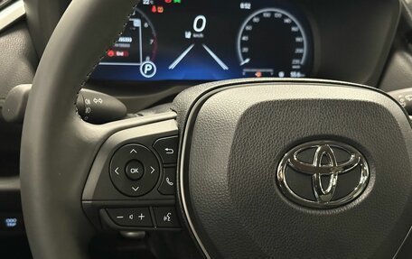 Toyota RAV4, 2024 год, 4 550 000 рублей, 9 фотография