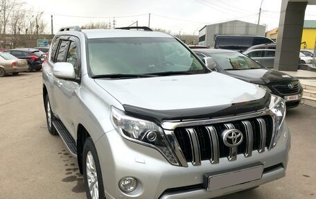 Toyota Land Cruiser Prado 150 рестайлинг 2, 2016 год, 4 990 000 рублей, 2 фотография