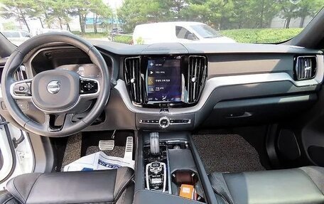 Volvo XC60 II, 2021 год, 4 868 944 рублей, 8 фотография