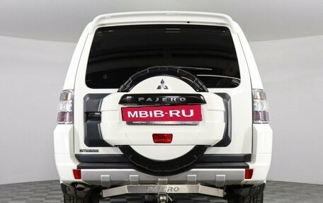 Mitsubishi Pajero IV, 2014 год, 2 980 000 рублей, 6 фотография