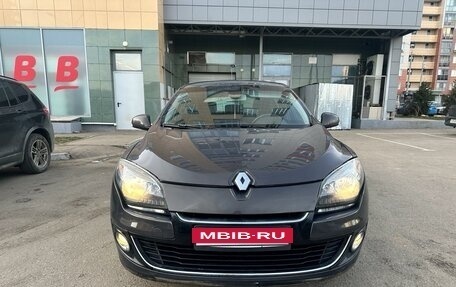 Renault Megane III, 2013 год, 700 000 рублей, 2 фотография