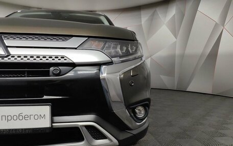 Mitsubishi Outlander III рестайлинг 3, 2018 год, 2 198 000 рублей, 17 фотография