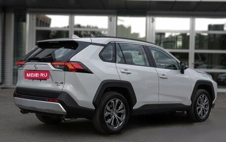 Toyota RAV4, 2023 год, 4 590 000 рублей, 7 фотография