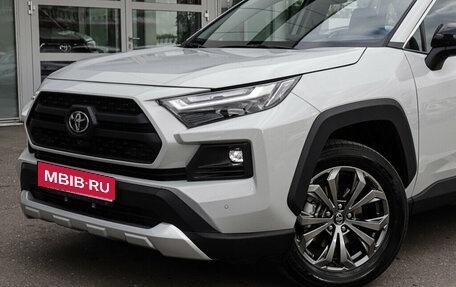 Toyota RAV4, 2023 год, 4 590 000 рублей, 4 фотография