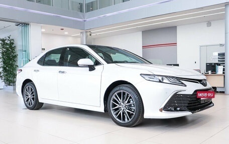 Toyota Camry, 2023 год, 5 690 000 рублей, 6 фотография