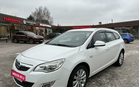 Opel Astra J, 2011 год, 1 230 000 рублей, 3 фотография