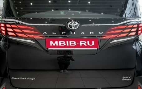 Toyota Alphard, 2024 год, 18 990 000 рублей, 8 фотография