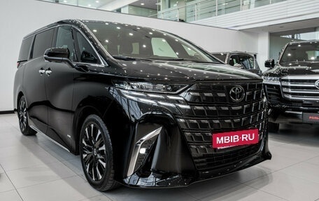 Toyota Alphard, 2024 год, 18 990 000 рублей, 5 фотография