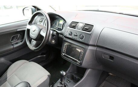 Skoda Fabia II, 2012 год, 825 000 рублей, 13 фотография