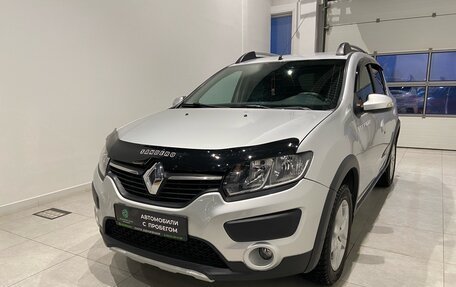 Renault Sandero II рестайлинг, 2015 год, 950 000 рублей, 1 фотография