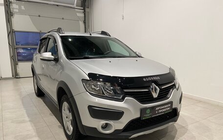 Renault Sandero II рестайлинг, 2015 год, 950 000 рублей, 3 фотография