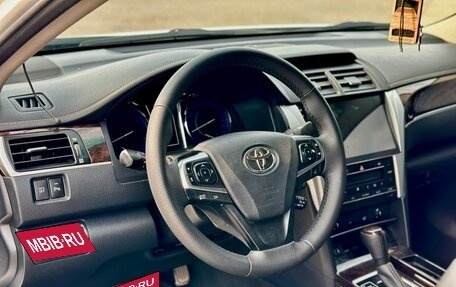 Toyota Camry, 2016 год, 2 700 000 рублей, 28 фотография