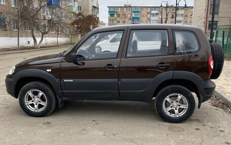 Chevrolet Niva I рестайлинг, 2011 год, 605 000 рублей, 5 фотография