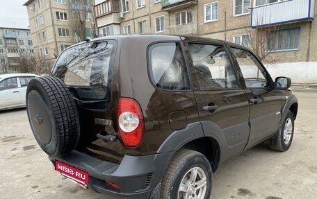 Chevrolet Niva I рестайлинг, 2011 год, 605 000 рублей, 6 фотография