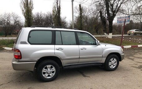 Toyota Land Cruiser 100 рестайлинг 2, 2005 год, 2 990 000 рублей, 2 фотография