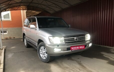 Toyota Land Cruiser 100 рестайлинг 2, 2005 год, 2 990 000 рублей, 9 фотография