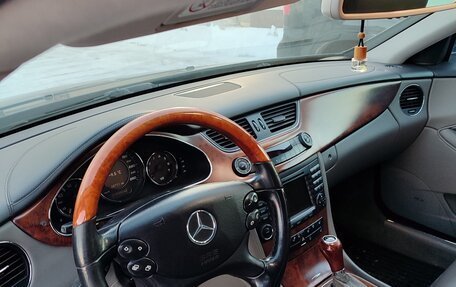 Mercedes-Benz CLS, 2005 год, 2 100 000 рублей, 1 фотография