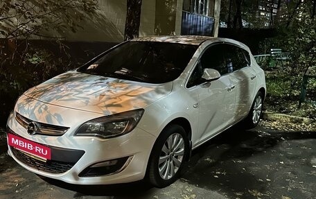 Opel Astra J, 2012 год, 1 500 000 рублей, 3 фотография