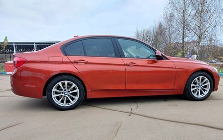 BMW 3 серия, 2017 год, 2 050 000 рублей, 10 фотография