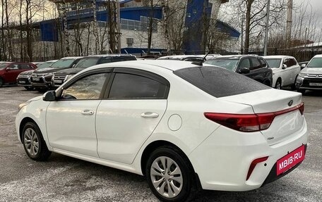 KIA Rio IV, 2018 год, 950 000 рублей, 6 фотография