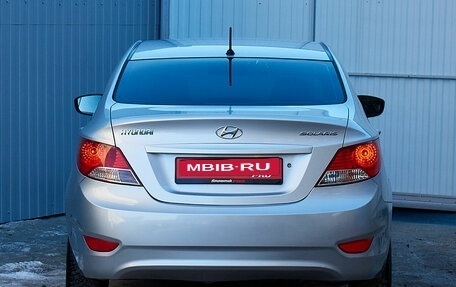 Hyundai Solaris II рестайлинг, 2011 год, 720 000 рублей, 6 фотография