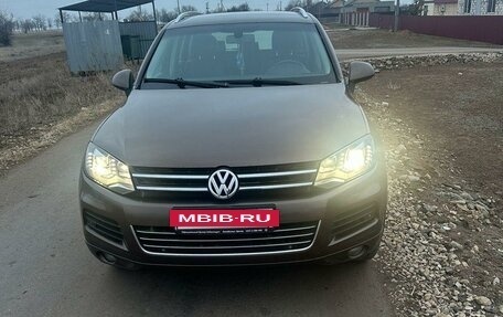 Volkswagen Touareg III, 2012 год, 2 100 000 рублей, 4 фотография