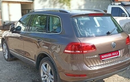 Volkswagen Touareg III, 2012 год, 2 100 000 рублей, 2 фотография