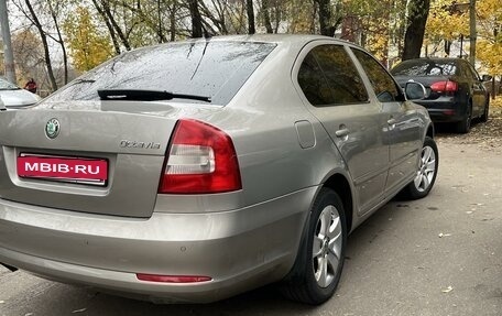 Skoda Octavia, 2010 год, 1 040 000 рублей, 2 фотография