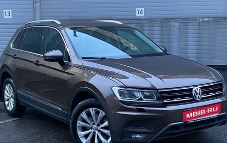 Volkswagen Tiguan II, 2017 год, 2 119 000 рублей, 4 фотография