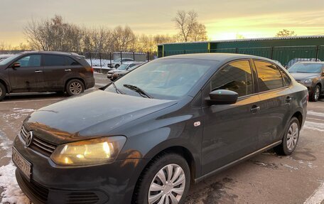 Volkswagen Polo VI (EU Market), 2011 год, 740 000 рублей, 2 фотография