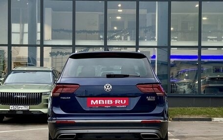 Volkswagen Tiguan II, 2017 год, 3 164 000 рублей, 6 фотография