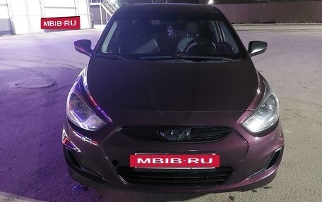 Hyundai Solaris II рестайлинг, 2011 год, 793 000 рублей, 3 фотография