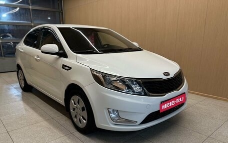 KIA Rio III рестайлинг, 2012 год, 1 060 000 рублей, 1 фотография