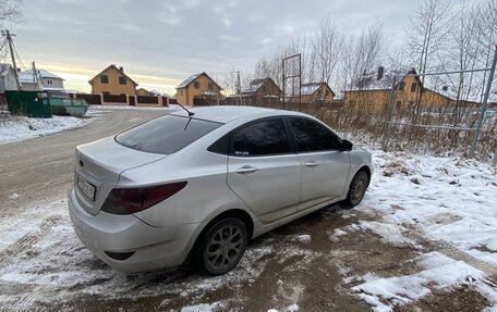 Hyundai Solaris II рестайлинг, 2011 год, 590 000 рублей, 4 фотография