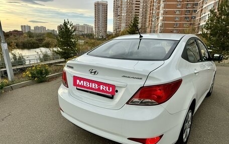 Hyundai Solaris II рестайлинг, 2015 год, 1 060 000 рублей, 24 фотография