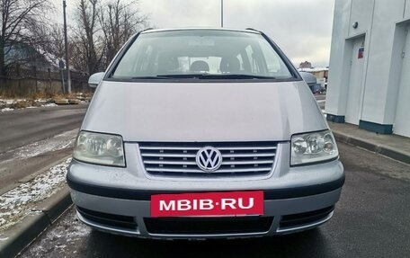 Volkswagen Sharan I рестайлинг, 2003 год, 599 000 рублей, 3 фотография