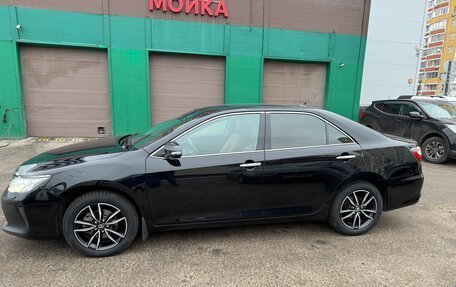 Toyota Camry, 2016 год, 2 150 000 рублей, 2 фотография