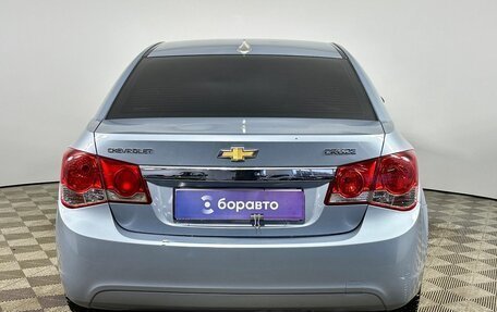 Chevrolet Cruze II, 2010 год, 641 000 рублей, 4 фотография