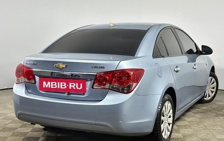 Chevrolet Cruze II, 2010 год, 641 000 рублей, 5 фотография