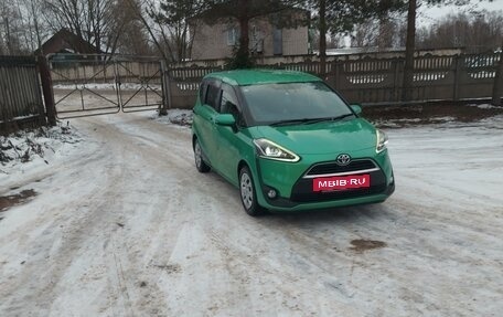 Toyota Sienta II, 2015 год, 1 600 000 рублей, 16 фотография