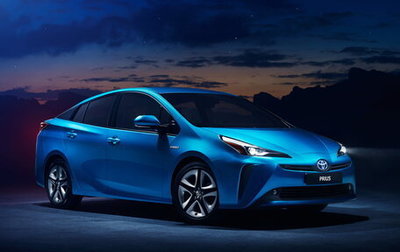 Toyota Prius IV XW50, 2019 год, 2 240 000 рублей, 1 фотография