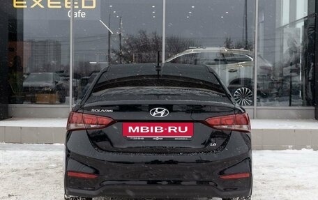 Hyundai Solaris II рестайлинг, 2017 год, 1 495 000 рублей, 4 фотография