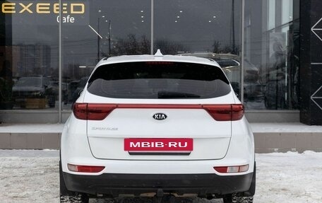 KIA Sportage IV рестайлинг, 2017 год, 2 200 000 рублей, 4 фотография